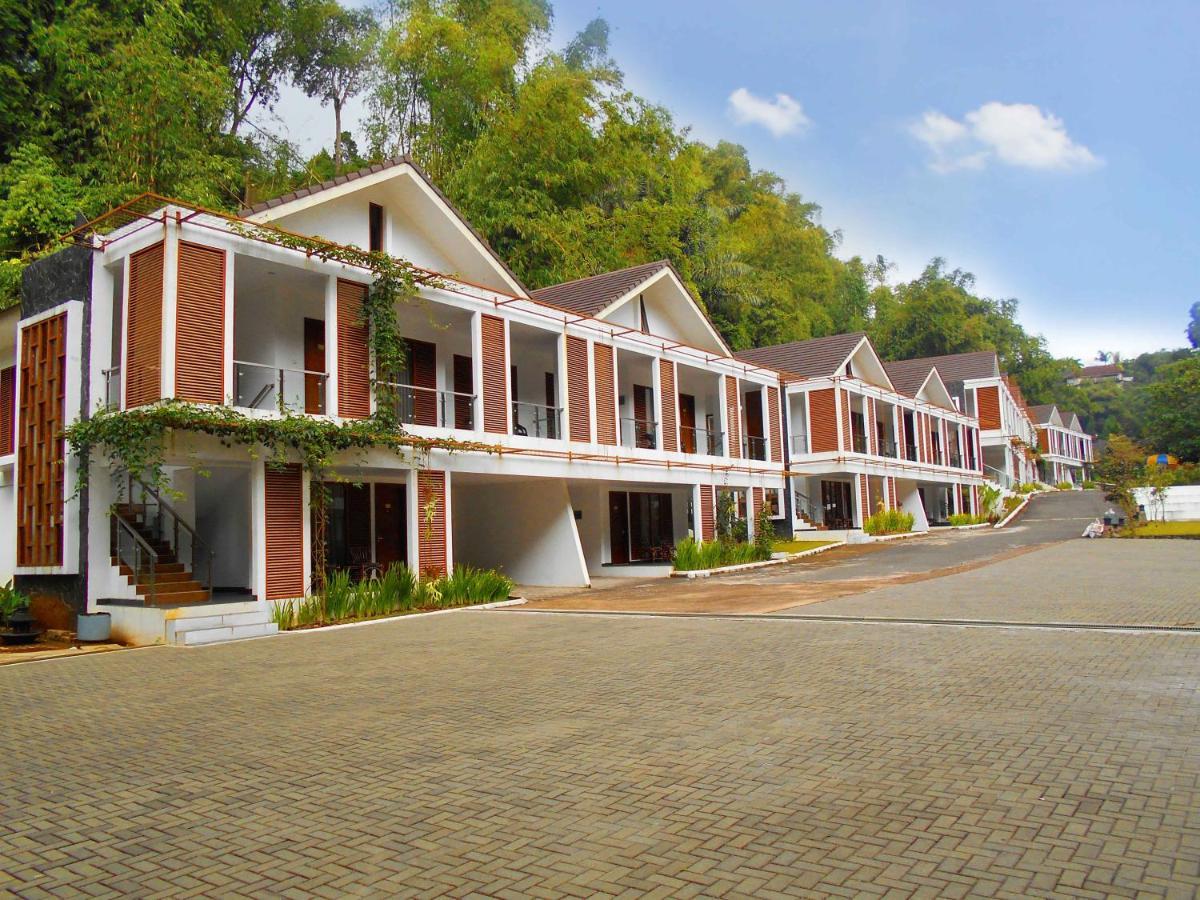 Lembah Permai Resort Sindanglaya Exterior foto